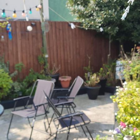 Private Double Room In Cardiff Exterior foto